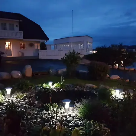 דירה Rolig Sted Ved Havet Sirevåg